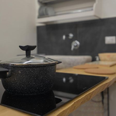 Essenza Suite Siracusa Con Jacuzzi Privata Сиракуза Екстериор снимка